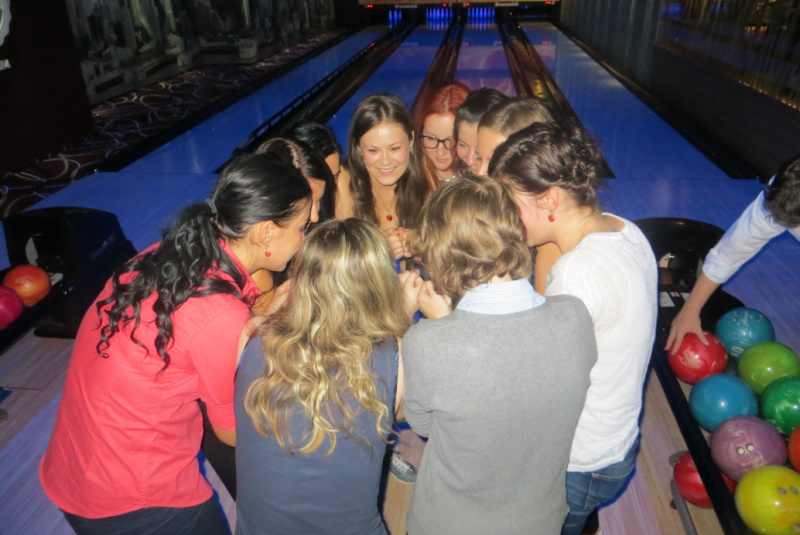 2014 / september _ Teambuilding bowling 2014 / september _ Teambuilding bowling