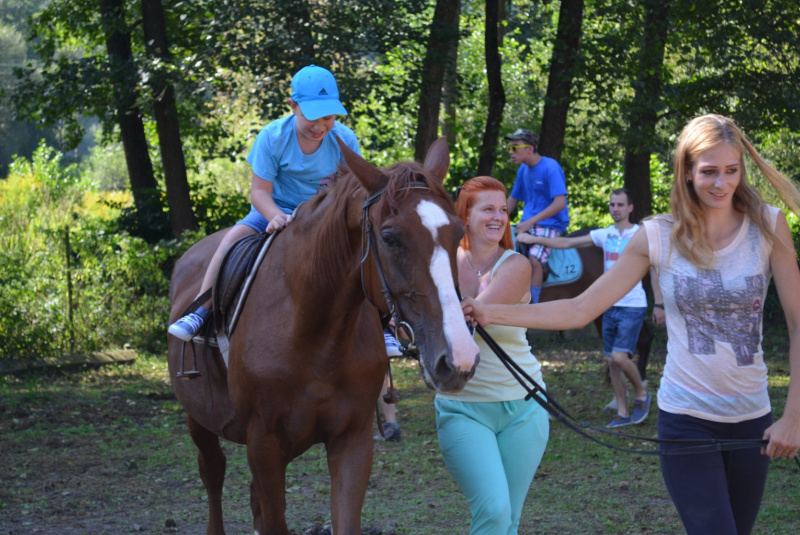 2015 / August - Farma, ranč a vitálny svet 2015 / August - Farma, ranč a vitálny svet