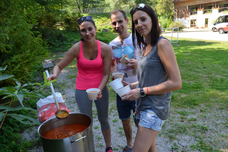2015 / August - Farma, ranč a vitálny svet 2015 / August - Farma, ranč a vitálny svet