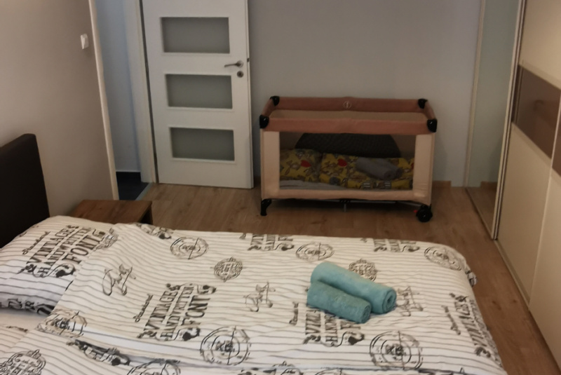  Ubytovanie / 2 - izbový byt, Hlinkova 25 - foto