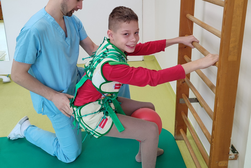 Robko chce chodiť / ROK 2022 - foto Robko chce chodiť / ROK 2022 - foto