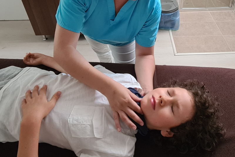Kraniosakrálna terapia / Kraniosakrálna terapia - ľava - foto Kraniosakrálna terapia / Kraniosakrálna terapia - ľava - foto